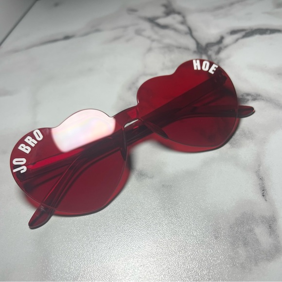 Jonas brothers sunglasses, Jonas brothers tour - Picture 3 of 5